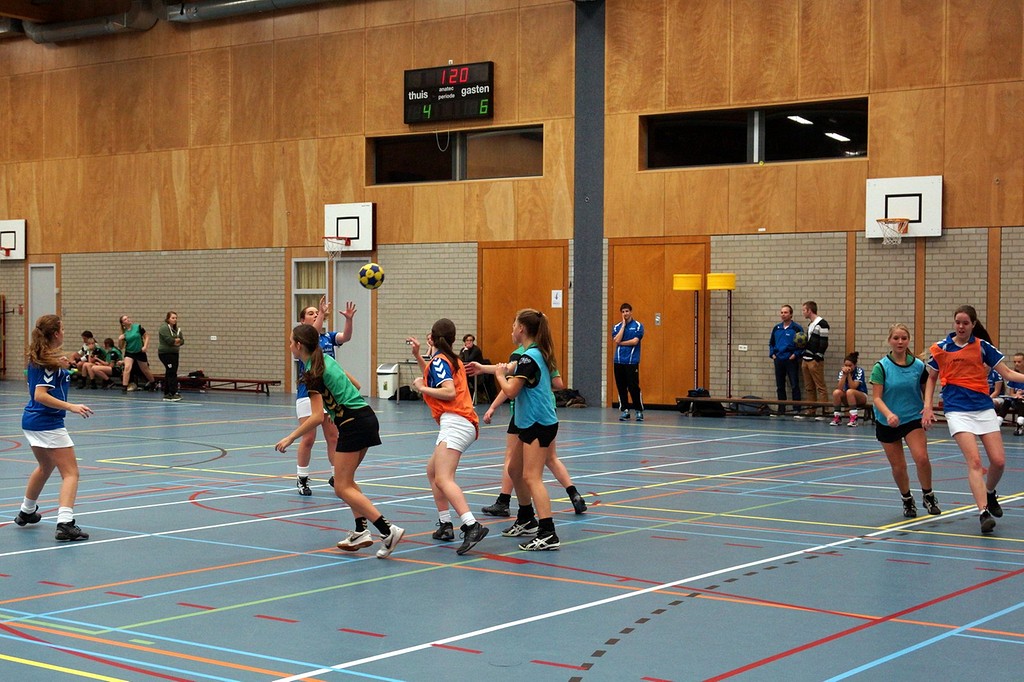 Korfbal B4  30 november-052.jpg